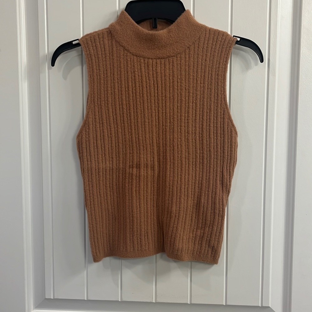 High neck express top